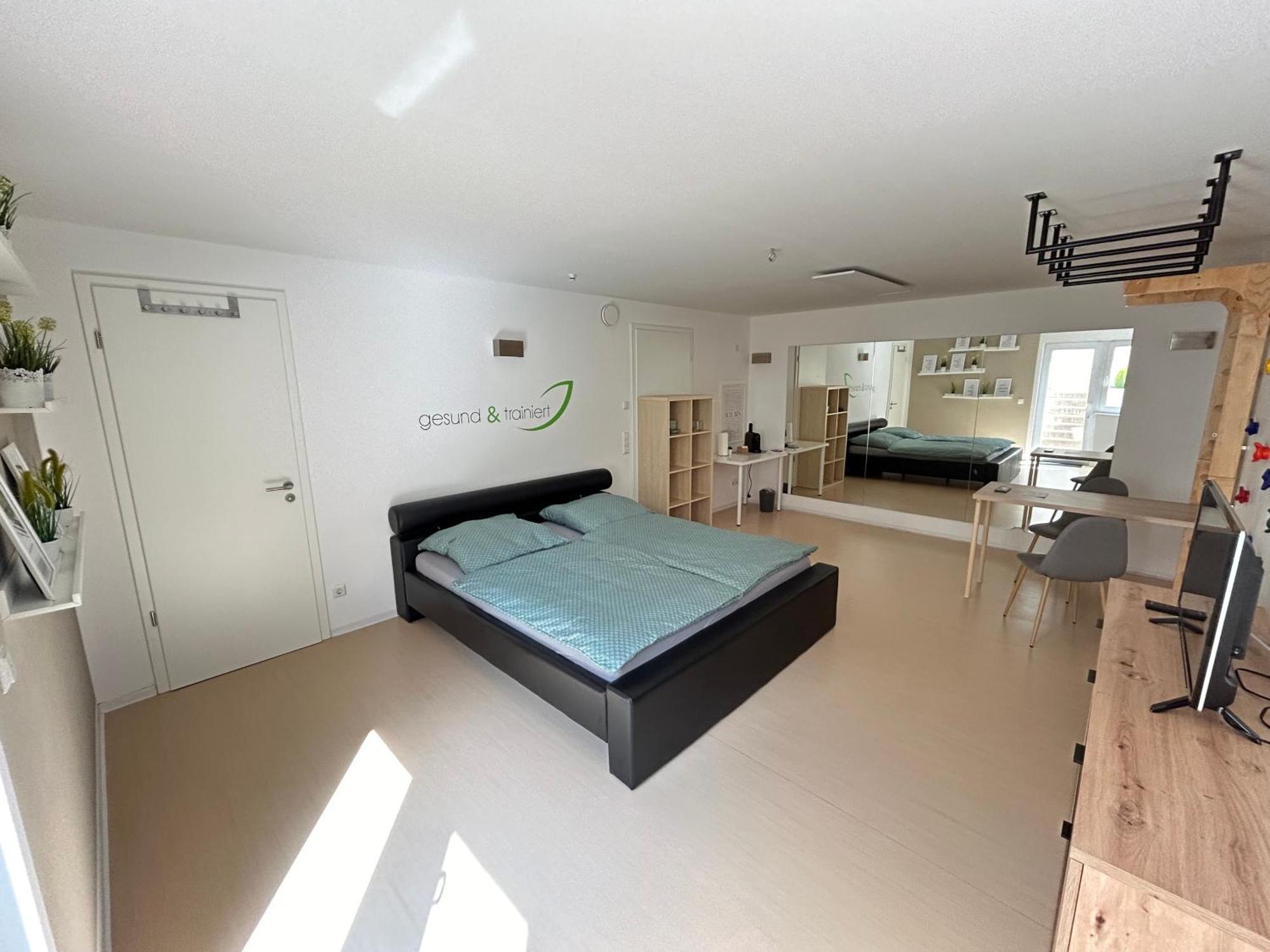 Inspirierendes Sport-Motto-Zimmer In Bad Friedrichshall Naehe Lidl Audi 외부 사진